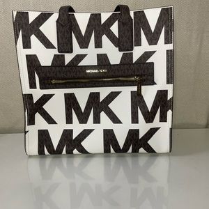 Michael Kors Large Tote